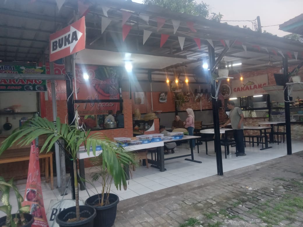 Rasajo Sambal Neng Manda & Cakalang Uncle Robby Company Logo Rasajo Sambal Neng Manda & Cakalang Uncle Robby Logo